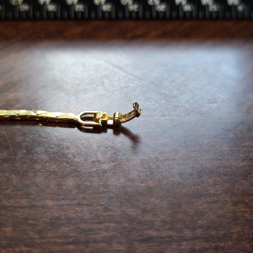 Christian Dior Bracelet Green Cabochon Crystal Gold Plated SIGNED VINTAGE Pretty - Picture 13 of 16